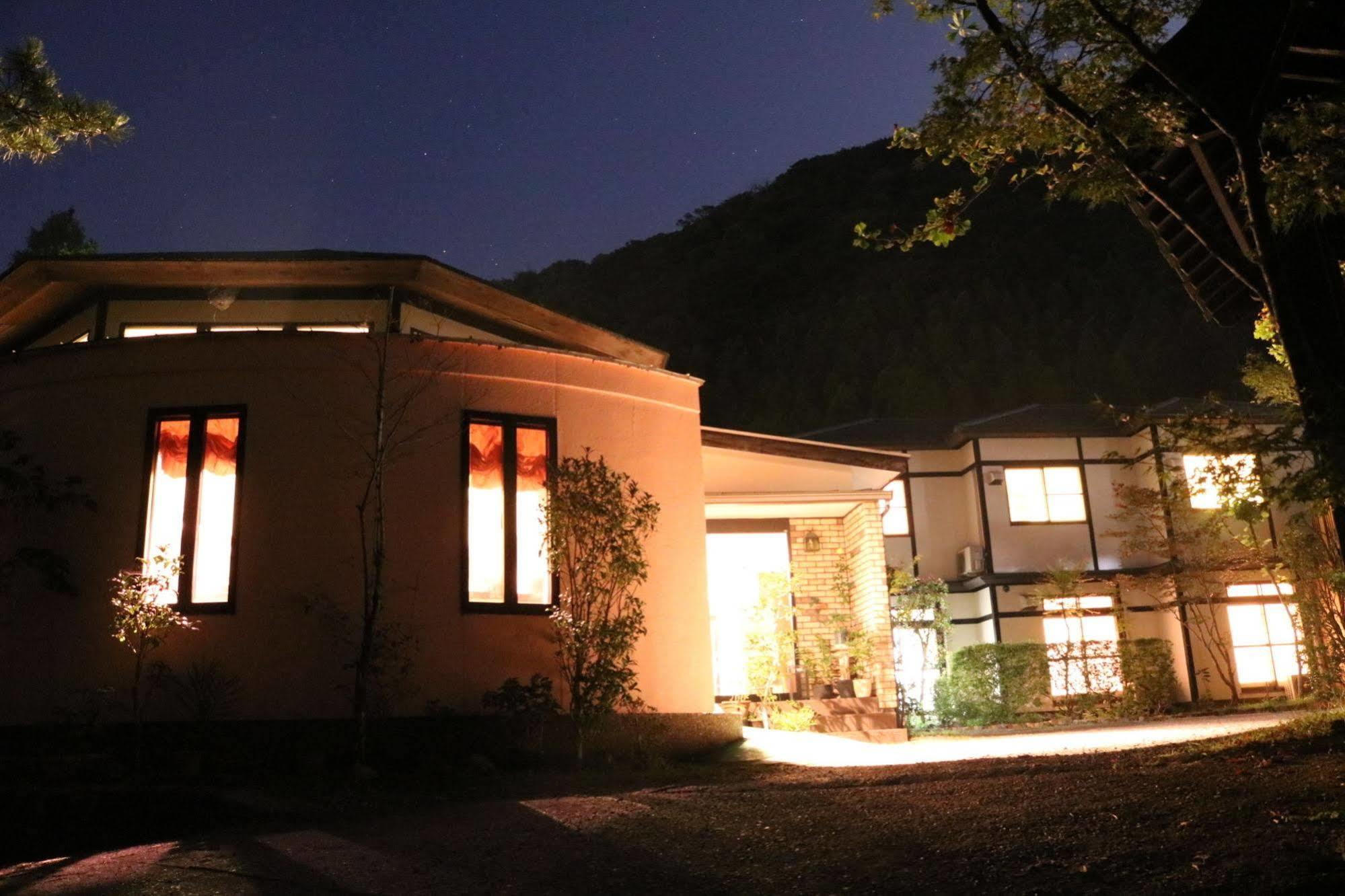 La Maison De David Yufu Exterior foto